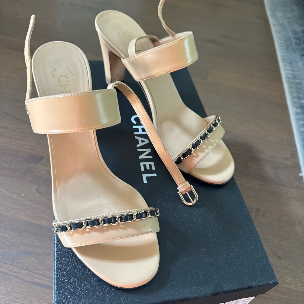 CHANEL Beige and Black Women's Heels
